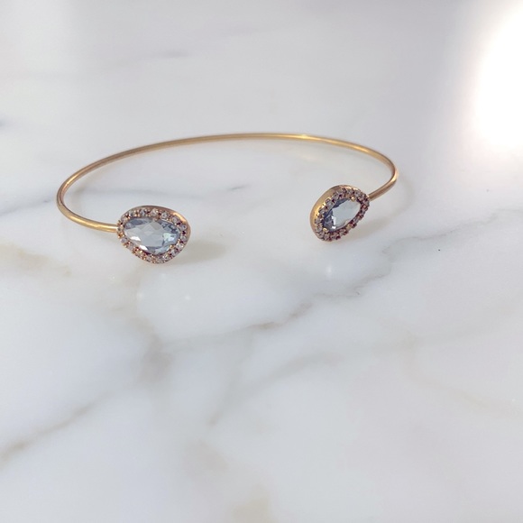 Tai Stone Cuff - Picture 1 of 3